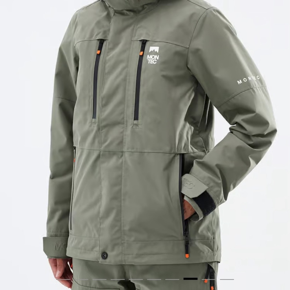 Women’s Fawk Montec snowboard/ski jacket.
Size Medium.